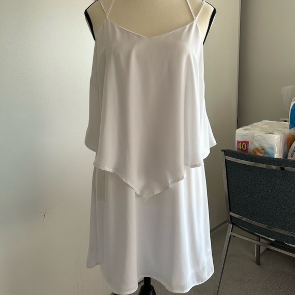 Guess white dress XS - Picture 1 of 7